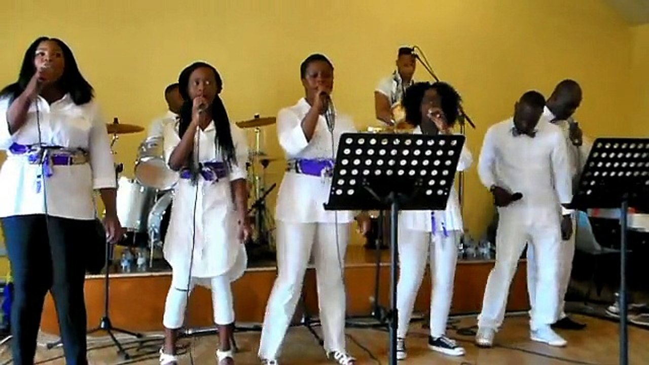 PRAISE - Un jour de joie -