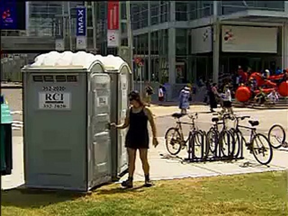 Head in the toilet prank - Just For Laughs