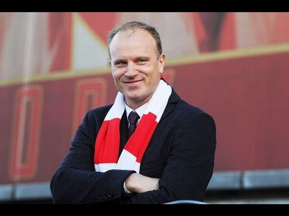 Arsenal: Dennis Bergkamp Give fans Time After The Statue Unveiling
