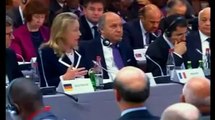 Putin Laughs Off Hilary Clintons Threat To Russia