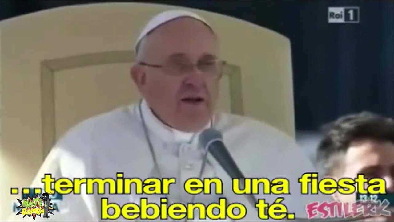 El thug life del Papa Francisco sin vino no hay fiesta
