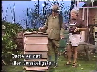 Morecambe and Wise Show - "The Beekeeper"