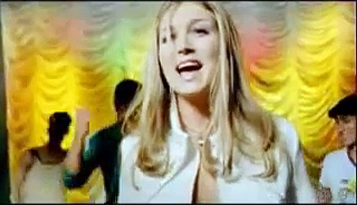 Yanou Ft. Do - On and On (2002)