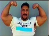 Ali Matteau Flexes Huge Biceps