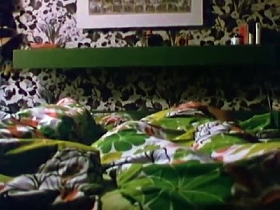 Polizeiinspektion 1 - Die Abwerbung