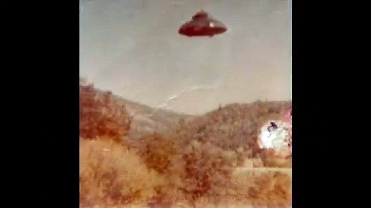 OVNI - UFO - compilation photos annees 60-70