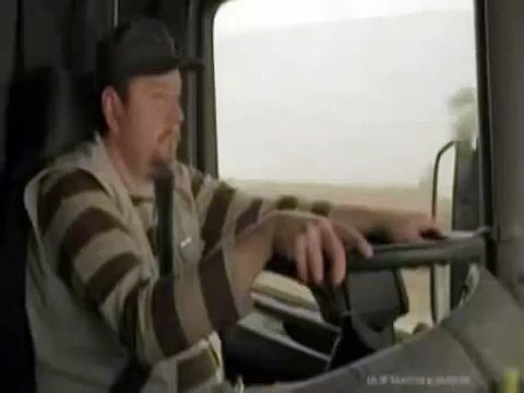 Schlafende LKW Fahrer während der Fahrt Lustig!!!