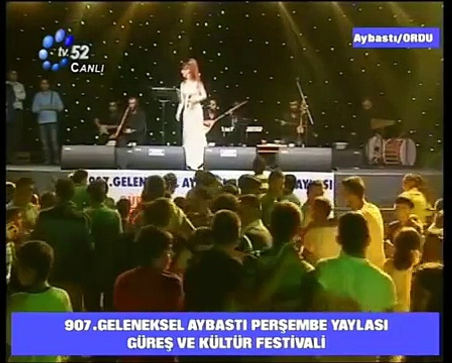 Sibel Pamuk - Uzun İnce Bir Yoldayım