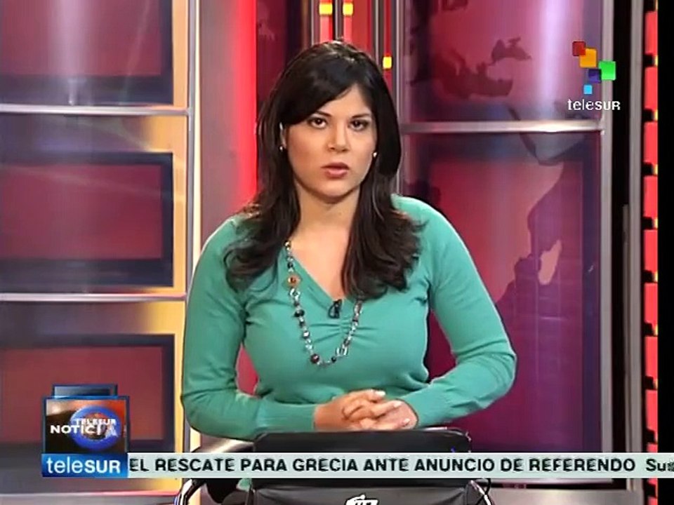 Ecuatorianos reafirman su apoyo al presidente Rafael Correa