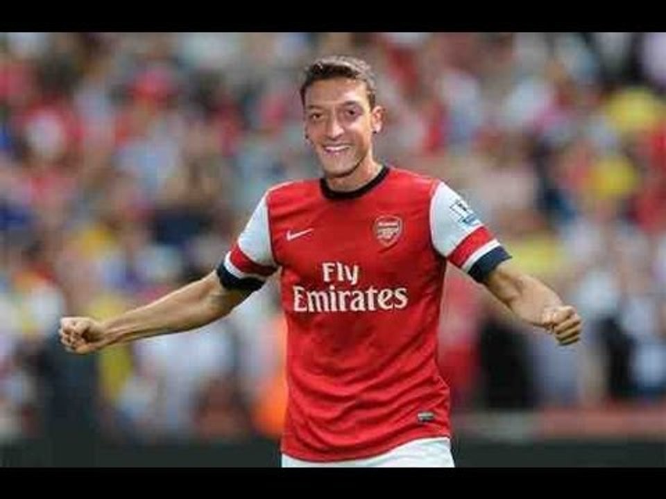Mesut Ozil Welcome To Arsenal FC Signed From Real Madrid for £42 Million - ArsenalFanTV.com