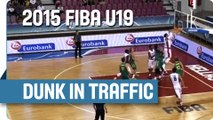 Brooks' Dunk in Traffic - 2015 FIBA U19 World Championship