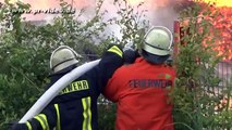 Philippsburg - Riesen-Flammen, Rauchsäule - Bitumenwerk brennt lichterloh - Millionenschaden