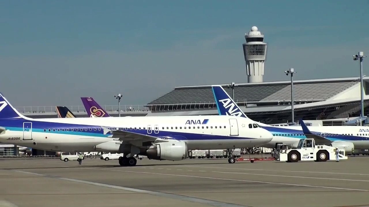 中部国際空港　 セントレア　国際線エプロンを行き交う飛行機達！