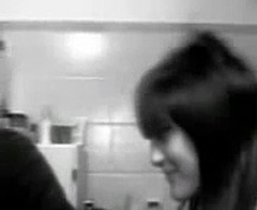 kiss  girl & girl