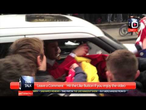 Jack Wilshere Arsenal V Reading - Fans Mobbing His Range Rover for Autograph