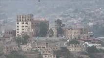 الحوثيون وقوات صالح يقصفون مناطق بتعز