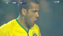 Alves amazing free kick!! Brazil 1-1 Paraguay
