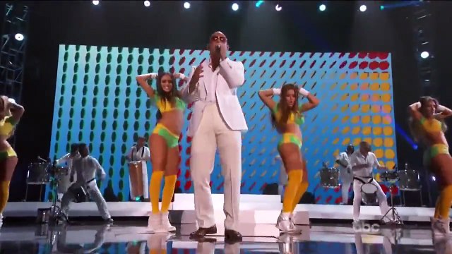 Pitbull feat. Jennifer Lopez & Claudia Leitte - We Are One (Live Billboard Music Awards 2014)