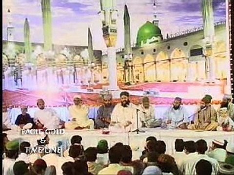 Ab Meri Nigahon Mein Jachta Nahi Koi Naat by Owais Raza Qadri
