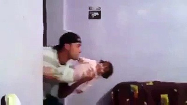 O que acontece quando um jogador de fps tem um filho?