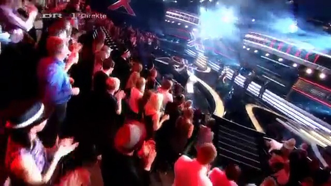 [UK] Cheryl Cole - Fight For This Love (Live At Danish X-Factor 2010) [HQ]