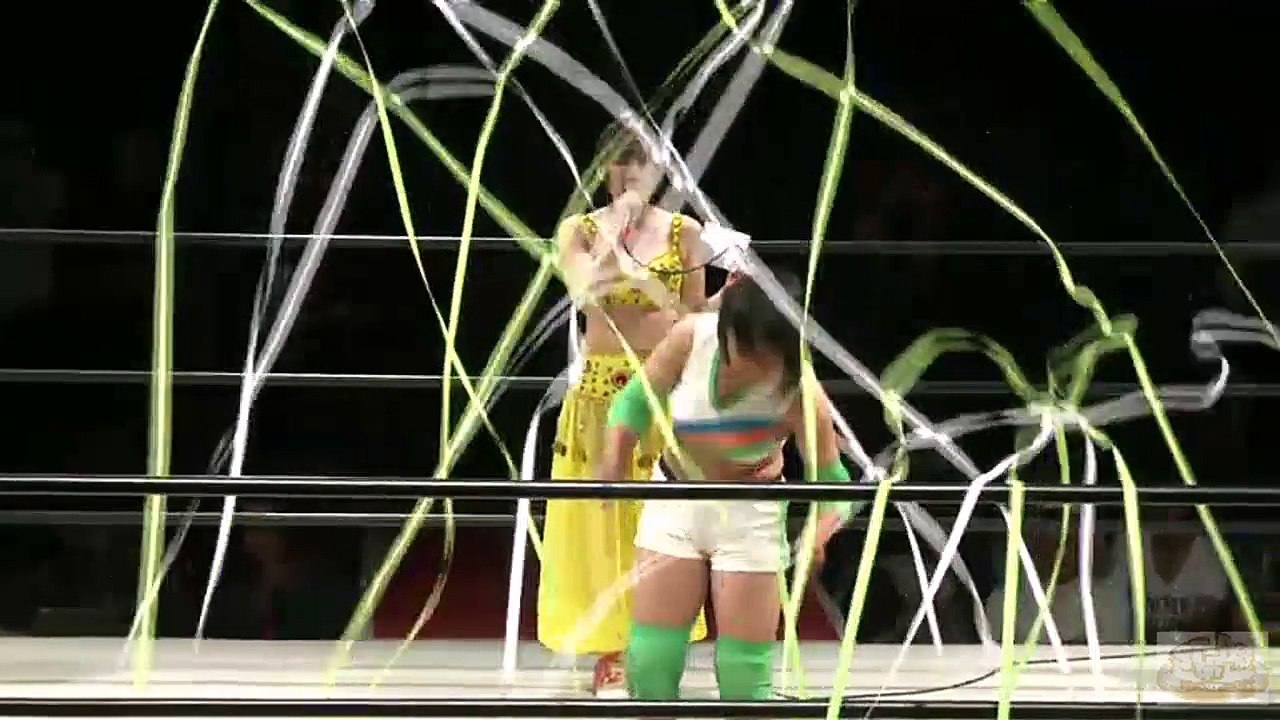 {Stardom} Thunder Rosa Vs. Momo Watanabe ~ Shinkiba 1stRING  (6/20/15)