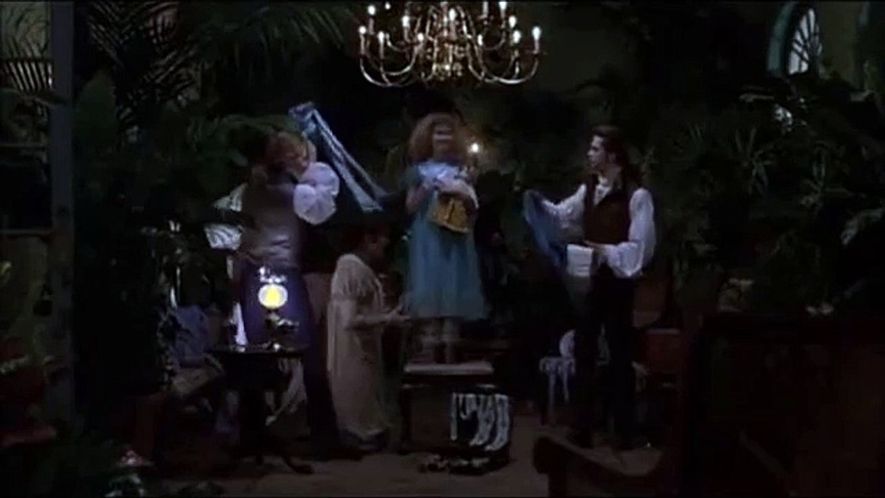 Interview with the Vampire: Claudia's funny scene.
