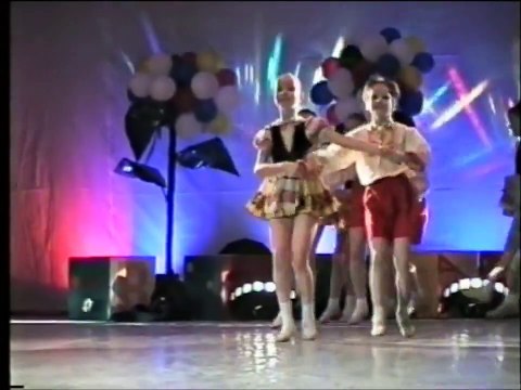 Детский народный танец / Children's folk dance / Ladanza de los niños