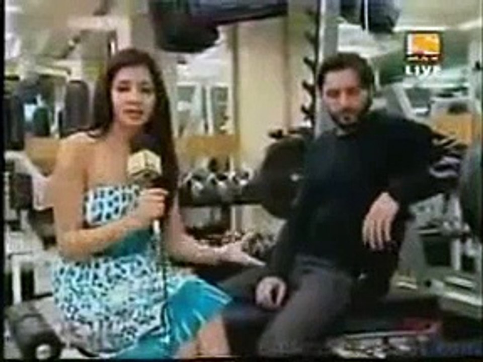 Watch Indian Anchor