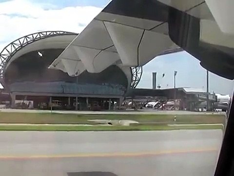 PB Air ATR 72-500 Bangkok Thailand taxi