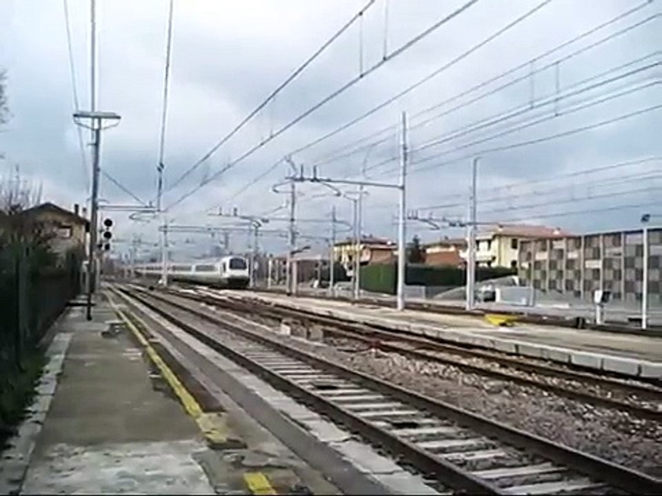 Treni in transito...