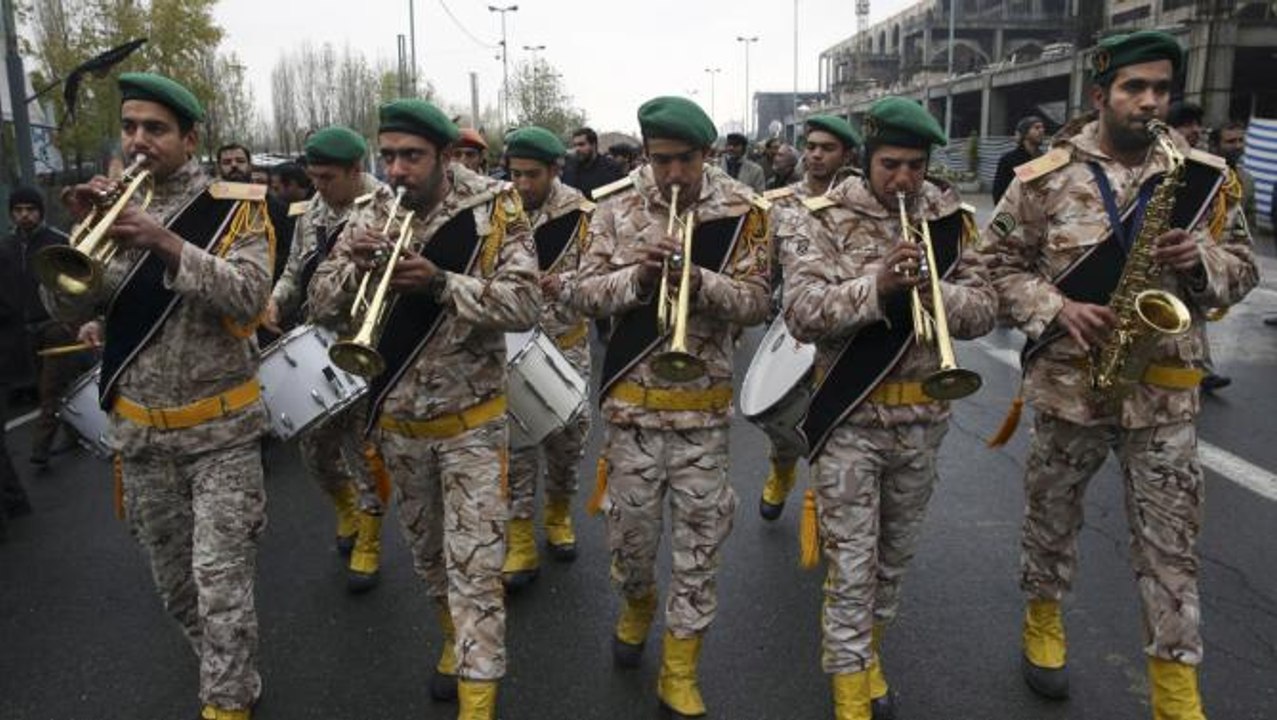 Iran Mil Parade-1