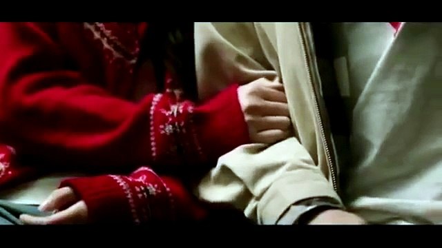 Suzy and Lee Je Hoon kissing scene - Architecture 101.mp4