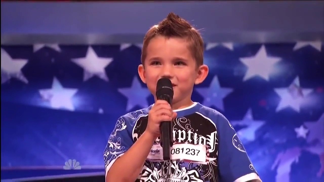 6-latek podbija publiczność swoim tańcem ! - AMERYKAŃSKI MAM TALENT