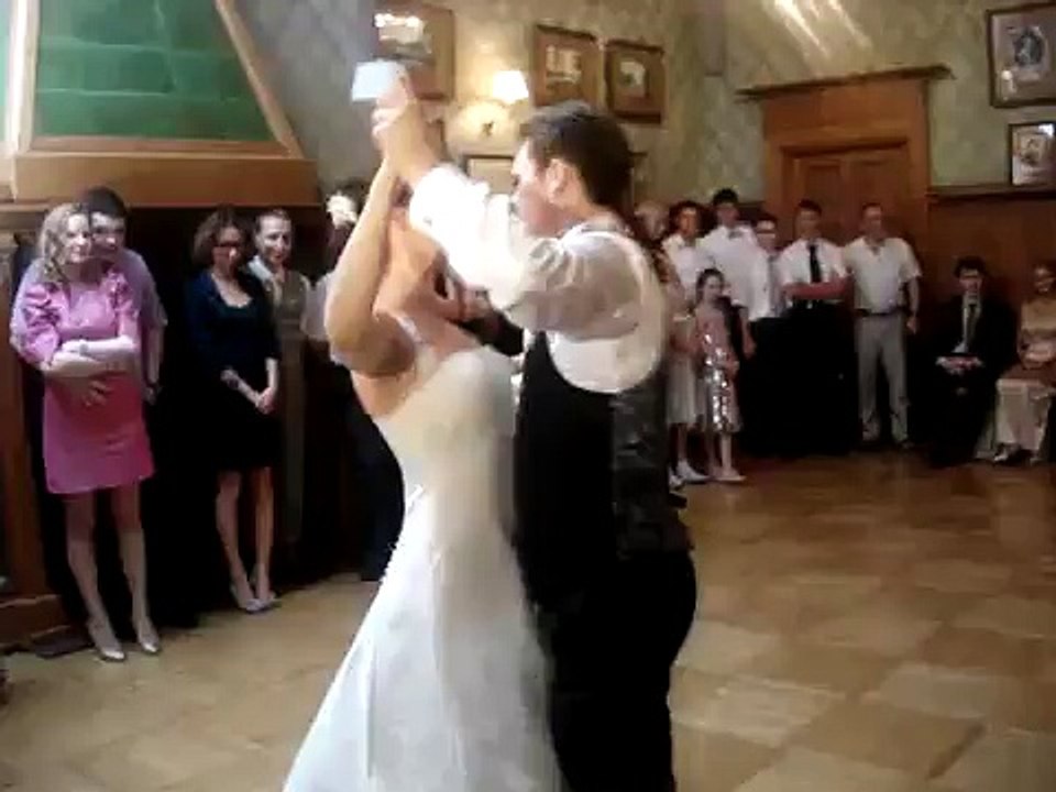 Wedding dance Joe Hisaishi "Howl's Moving Castle Waltz" - Свадебный танец