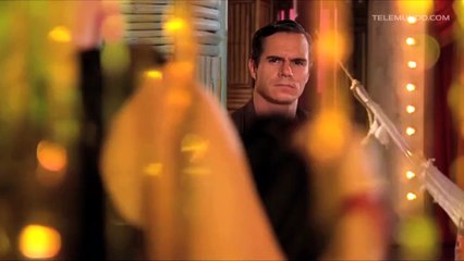 Flor Salvaje: Beso lésbico [EXCLUSIVA]