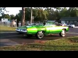 WWW.HOTCARSTV.TV - HOT CARS TV & THE HOOD PAPARAZZIS: ROLLER SKATES