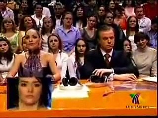 yo no soy amanda miguel ni valeria linch yo soy YURIDIA