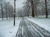 Cycling Hyde Park 24 Jan 07 - Snow (1)