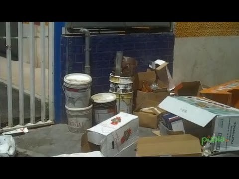 Aversa (CE) - Via Gemito, chi controlla il deposito dei rifiuti? (27.06.15)