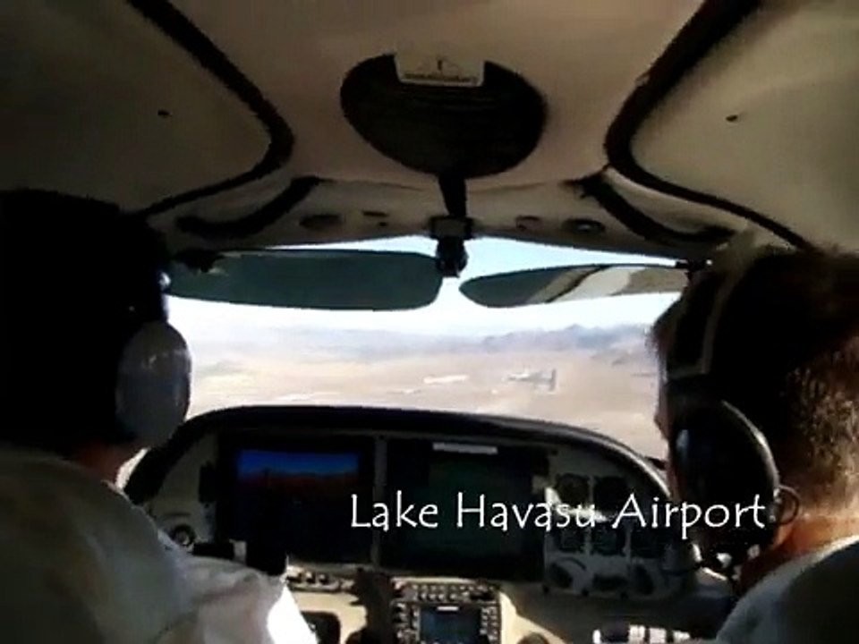 Cirrus SR20 Landing @ Lake Havasu Rwy 32 (KHII)
