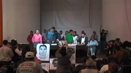 Suspenden diálogo padres de normalistas