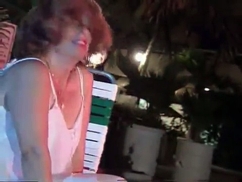 Margarita La Diosa de la Cumbia - Se Me Cansó El Corazón (Video Oficial)