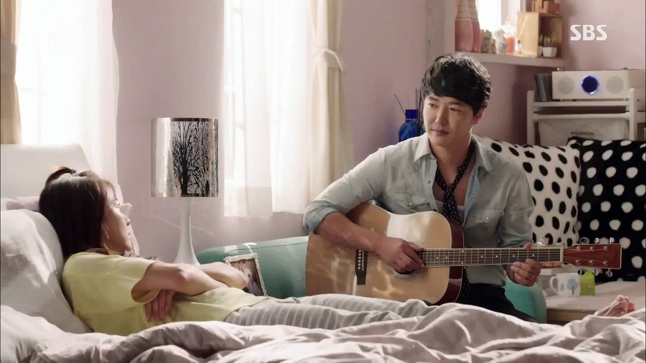 尹相鉉客串《爱你的时间》彈結他唱歌