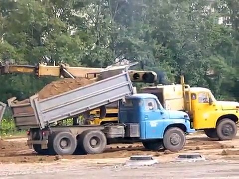 Tatra 148 UDS 110 a Tatra 148 S3 v akci