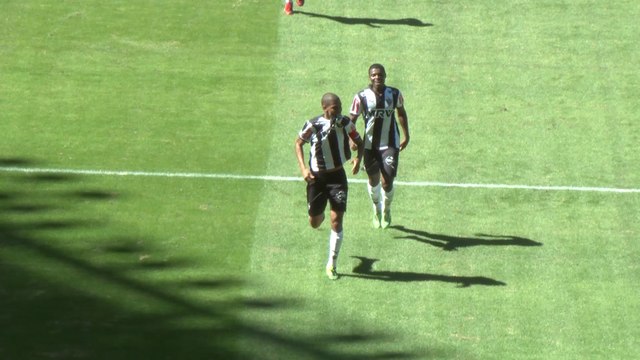 Atlético-MG vence o Joinville em casa e se mantém bem na tabela