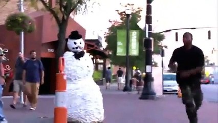 Epic Snowman Prank - Is this Snowman Alive?