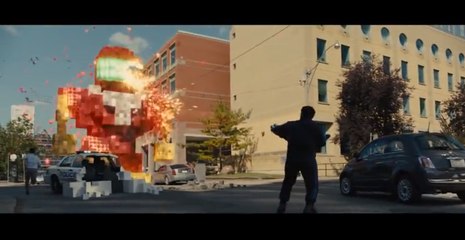 PIXELS Featurette - Josh Gad vs. Centipede - Making of Pixels