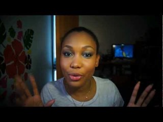 Maquillage de l'été : sobre avec une touche de couleur (bleu et vert)