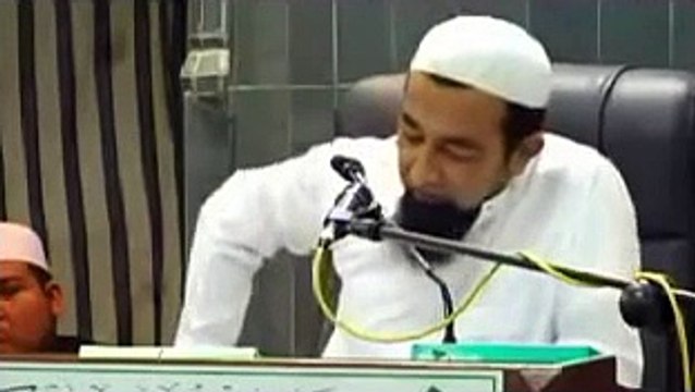 Ustaz Azhar Idrus (UAI) - Mufti Perlis Wahabi Bodoh Nak Kena Lempang